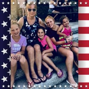 Meet your Posher, Maribeth